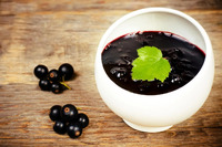 Варення з чорної смородини: 5 рецептів солодкої консервації
