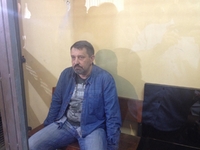 «Я не здамся!»: як із зали суду виводили керівника рівненської обласної ДАБІ (ВІДЕО)