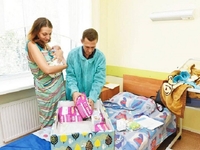 В Україні повертають «Пакунки малюка». Замість грошей