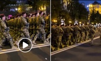 Українські військові на репетиції параду у Києві заспівали «Путін ху*ло» (ВІДЕО)