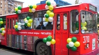 Блогерка орендувала тролейбус в Рівному для святкування дня народження (ВІДЕО)