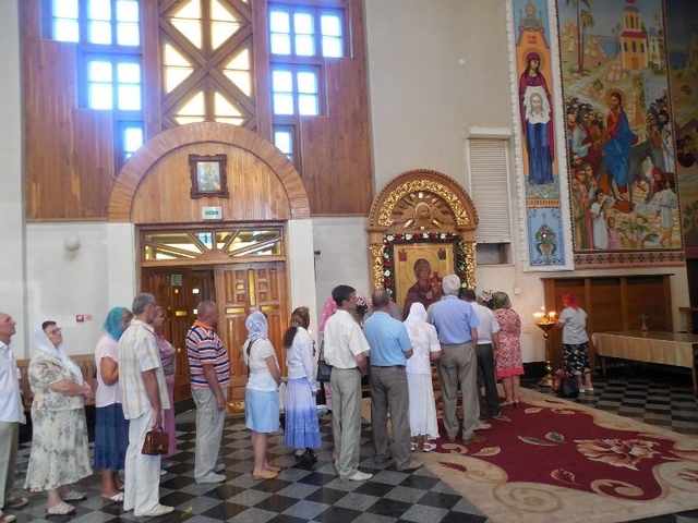 Православні вірять, що молитва до Богородиці може дарувати -- зцілення, допомогу та захист у складних ситуаціях