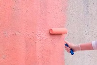 Забудьте про шпалери: цей матеріал краще, довговічніше  і наносити його легше 