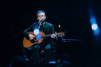 Святослав Вакарчук вперше показався на публіці з матір'ю своїх дітей: яка вона (ФОТО)