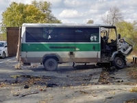 
Неподалік Рівненщини мікроавтобус зіткнувся з фурою (ФОТОФАКТ) 
