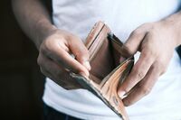 5 речей, які «проганяють» з дому гроші: народні прикмети