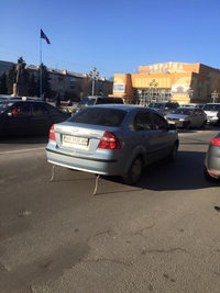 Фото жінки, яка була за кермом авто, що збило дітей у Рівному