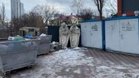 У столиці на смітник викинули статую Діви Марії