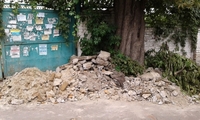 На вулиці Петра Могили викинули будівельне сміття (ФОТО)