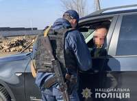Кілька сотень підозрілих осіб та десятки п'яних водіїв виявили на Рівненщині 