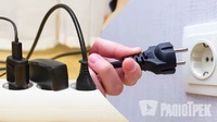 Не залишайте техніку в розетці на ніч: фахівці попереджають про небезпеку