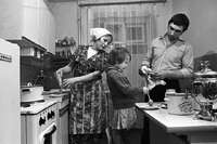 Чому в СРСР будували квартири з дуже малими кухнями: пояснення вас здивує