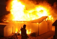 Меру Дубна намагалися спалити гараж (ФОТО)