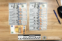 Підвіз до лікарні за 150 тисяч гривень: таксист у Здолбунові привласнив гроші пасажира (ФОТО)