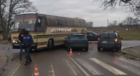 Автобус Neoplan потрапив у ДТП на Рівненщині 