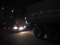 Вночі вантажівка у Бармаках перегородила дорогу (ФОТО)