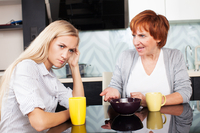 Чи можуть виселити невістку з будинку свекрухи: що каже закон