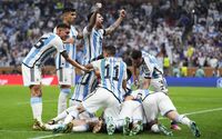 Аргентина у неймовірному матчі відібрала у Франції титул чемпіона світу (ФОТО)