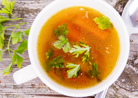 Забутий рецепт супчика, яким ще наші бабусі рятували підшлункову