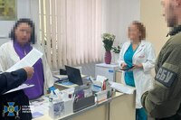 Масштабні обшуки у Рівному: «трусять» директорку агентства нерухомості та МСЕК (ФОТО)