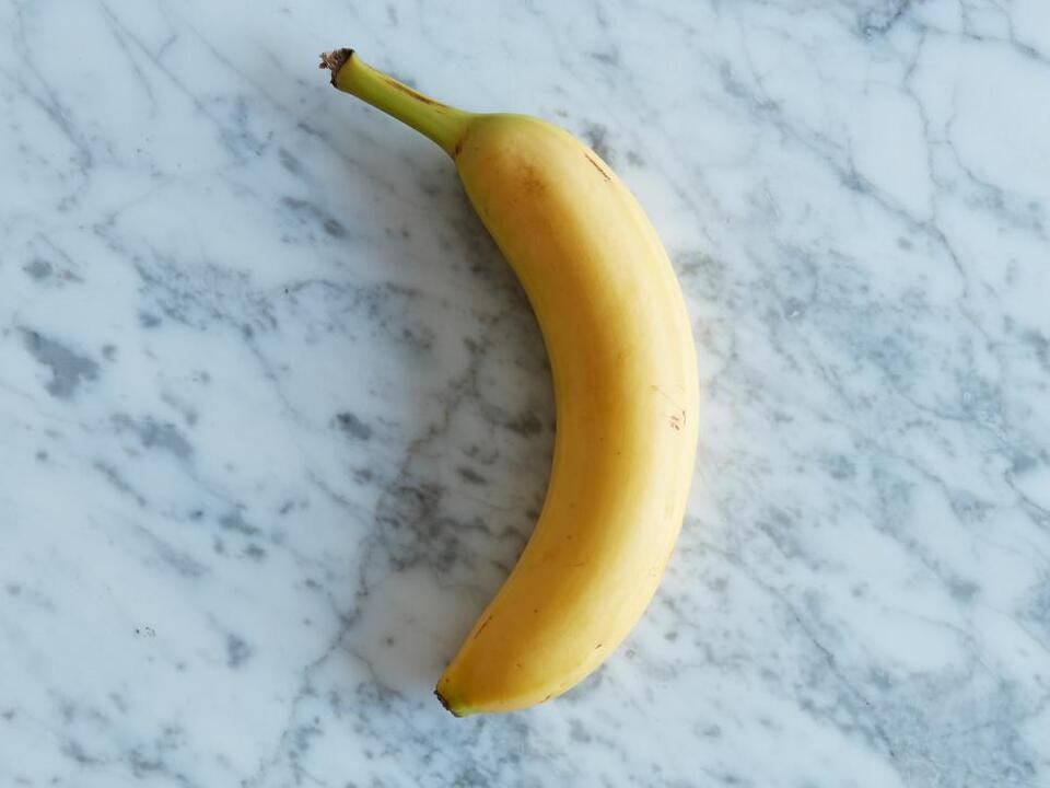 1 середній банан - 100 калорій 