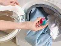 Як не можна використовувати капсули для прання – навіть машинка може вийти з ладу