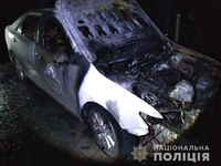 Відомо, чию Toyota Camry спалили вночі у Рівному (ФОТО)