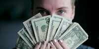 5 ситуацій, які віщують несподівану появу грошей: народні прикмети