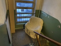 Це категорично не можна лишати у під'їзді, навіть зі згоди мешканців 