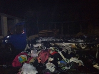 На Рівненщині загорілася вантажівка з уживаним одягом (ФОТО) 