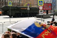 На росії масово скасовують паради до 9 травня: Експерт пояснив, у чому причина