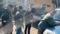 Затримання у Рівному: спецслужби викрили посадовця військового шпиталю та ексвоєнкома