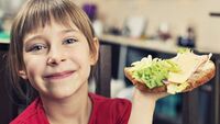 Простий рецепт бутербродів, які зробить навіть 10-річна дитина (ФОТО)