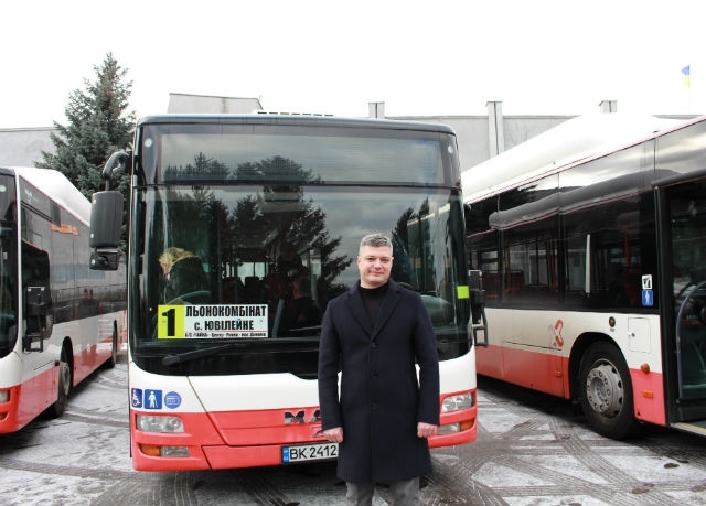 Ігор Хомич - власник автобусного маршруту №1, який за власні кошти придбав і випустив на рейс п'ять великих еко-автобусів