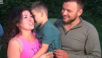Відео дня: мить зустрічі батьків із сином, який загубився в Карпатах