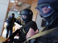 На Рівненщині правоохоронці провели 16 обшуків. У тому числі, у «кримінального авторитета» (ФОТО/ВІДЕО)
