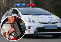У Києві на Новий рік п'яний водій віртуозно зіграв поліцейським на баяні (ВІДЕО)