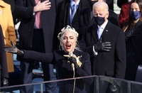 Леді Гага в образі «Юлії Тимошенко» підкорила мережу (ФОТО/ВІДЕО)