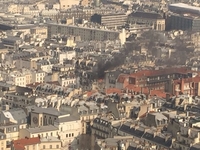 Потужний вибух у центрі Парижу – є постраждалі (4 ФОТО)