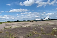 «Розправляють крила»: на Рівненському аеропорту почали літати АН-12