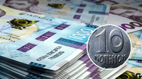 Тисячі гривень за 10 копійок: українець знайшов у скарбничці рідкісну монету та зірвав куш (ФОТО)