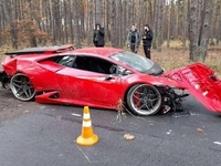 Під час зйомок фільму на швидкості 200 км/год розбився Lamborghini під Києвом (ФОТО)