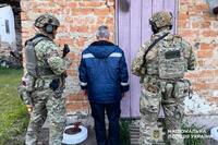 Ховався у підвалі на Дубенщині: деталі затримання стрілка, який відкрив вогонь з автомата