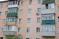  Україні вперше продали квартиру через борги за комуналку: власник і лікарні, покупець «чілить» за кордоном