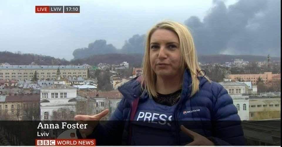 Скриншот з трансляції BBC під час обстрілів у Львові 26 березня