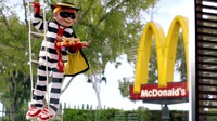 McDonald's змінює рецепти бургерів: чи зміняться ціни на фастфуд? 
