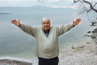 Учитель музики, який 7 разів обдурив смерть, 5 разів був одружений і виграв 900 000 Євро (ФОТО)