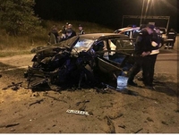 Поблизу Рівного легковик зіткнувся з КАМАЗом. На місці ДТП - усі екстрені служби (ФОТО)