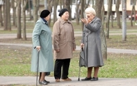 «Вивели за ганебну межу»: У Мінсоцполітики розповіли, на скільки зросла середня пенсія в Україні (ФОТО)