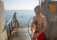 Посвітив кубиками: Зеленського помітили на пляжі в Одесі (ВІДЕО)